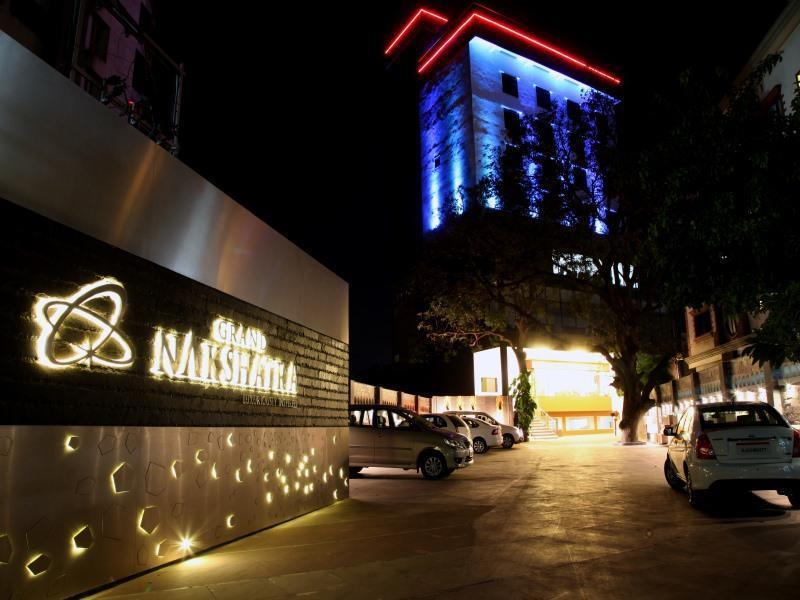 Grand Nakshatra Hotel Ānand Εξωτερικό φωτογραφία